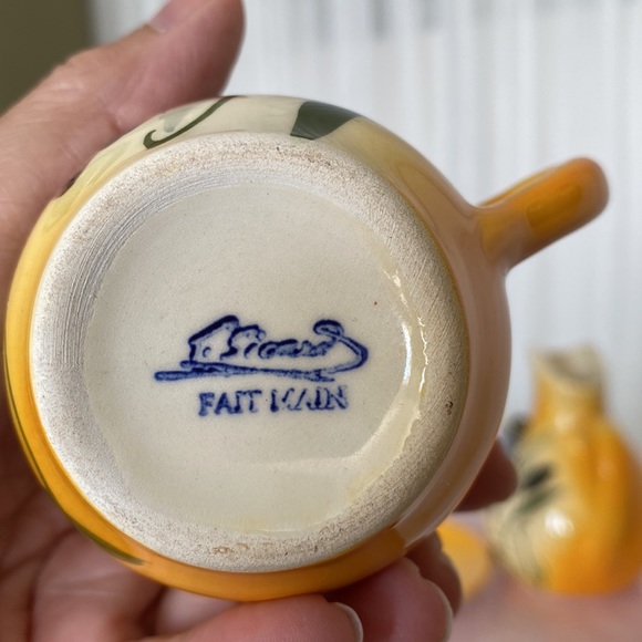 Vintage Provençal F. Sicard 1/2 tasse cup + saucer & milk pot! - Picture 5 of 17